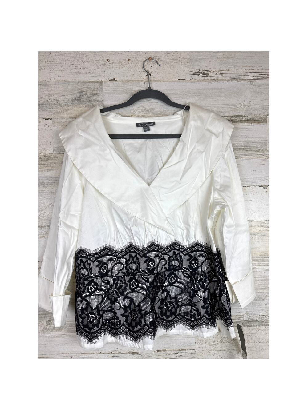 Go Silk Women’s Plus 1X White Blouse Black Lace Overlay Long Sleeve NEW Designer